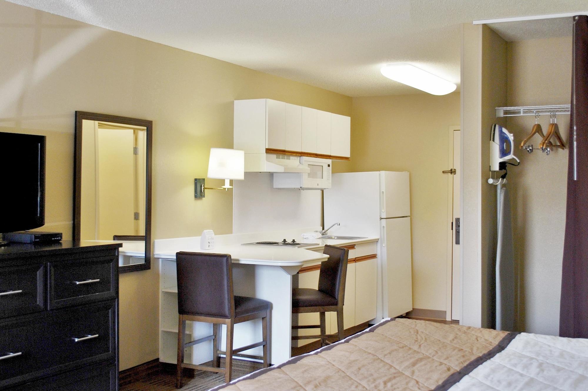 Extended Stay America Suites - Milwaukee - Brookfield Exterior foto